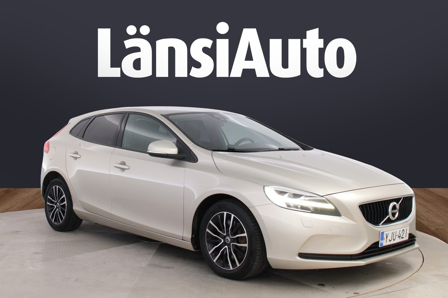 Volvo V40 vaihtoauto
