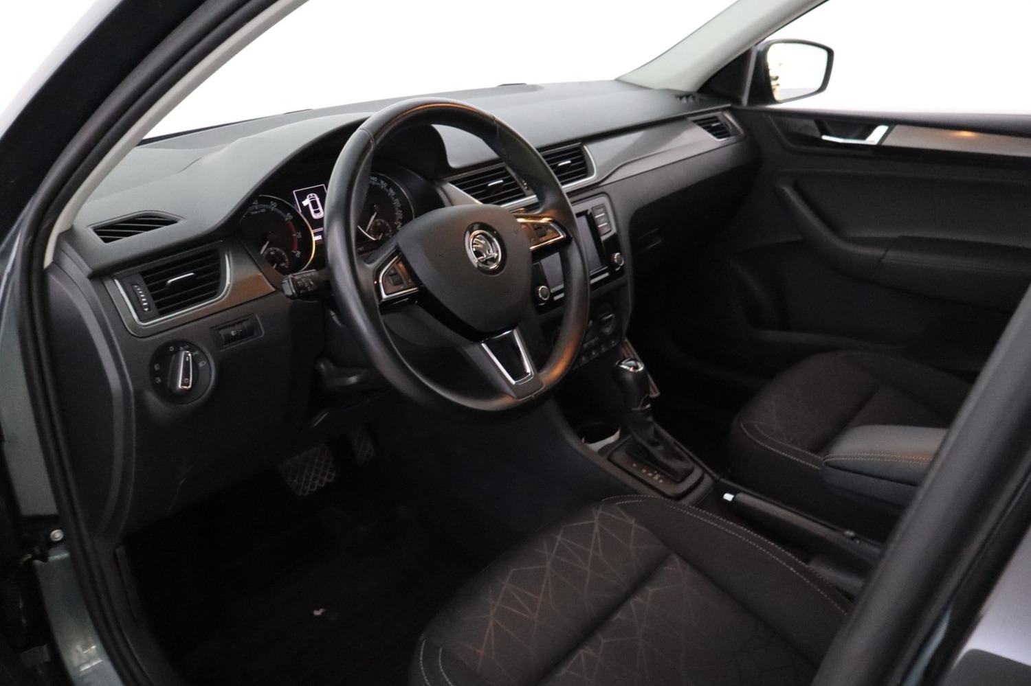 Skoda Rapid vaihtoauto