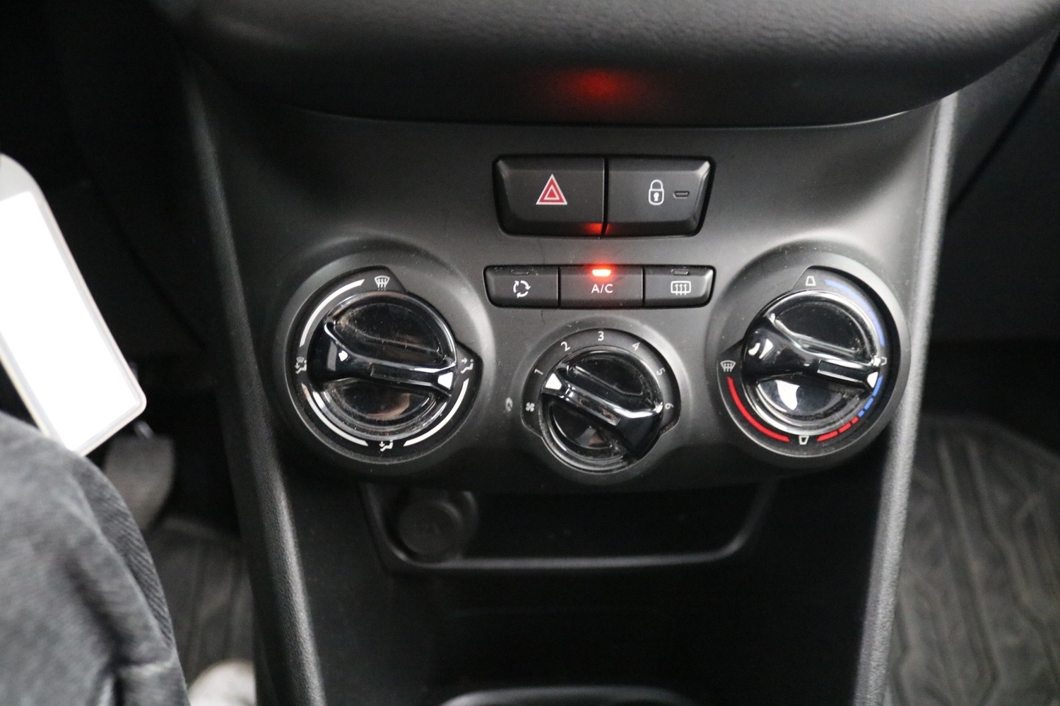 Peugeot 208 vaihtoauto