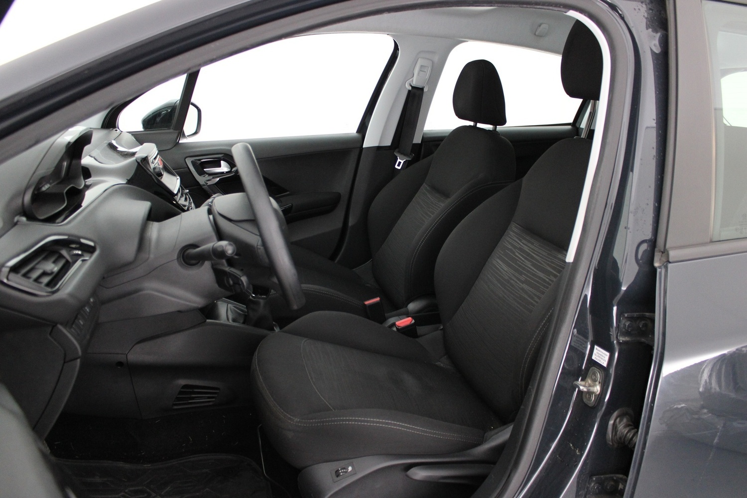 Peugeot 208 vaihtoauto