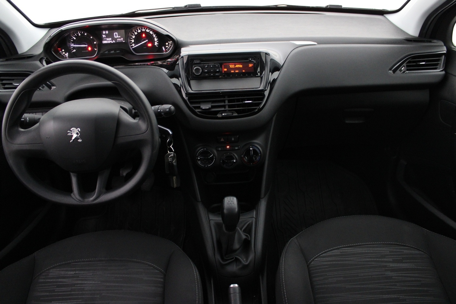 Peugeot 208 vaihtoauto
