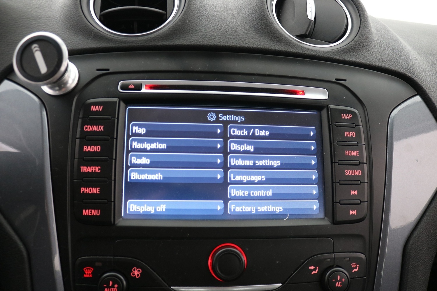 Ford Mondeo vaihtoauto