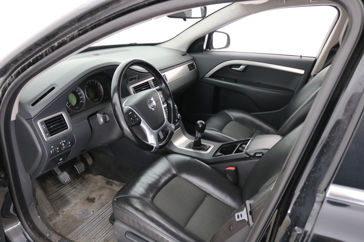 Volvo V70 vaihtoauto