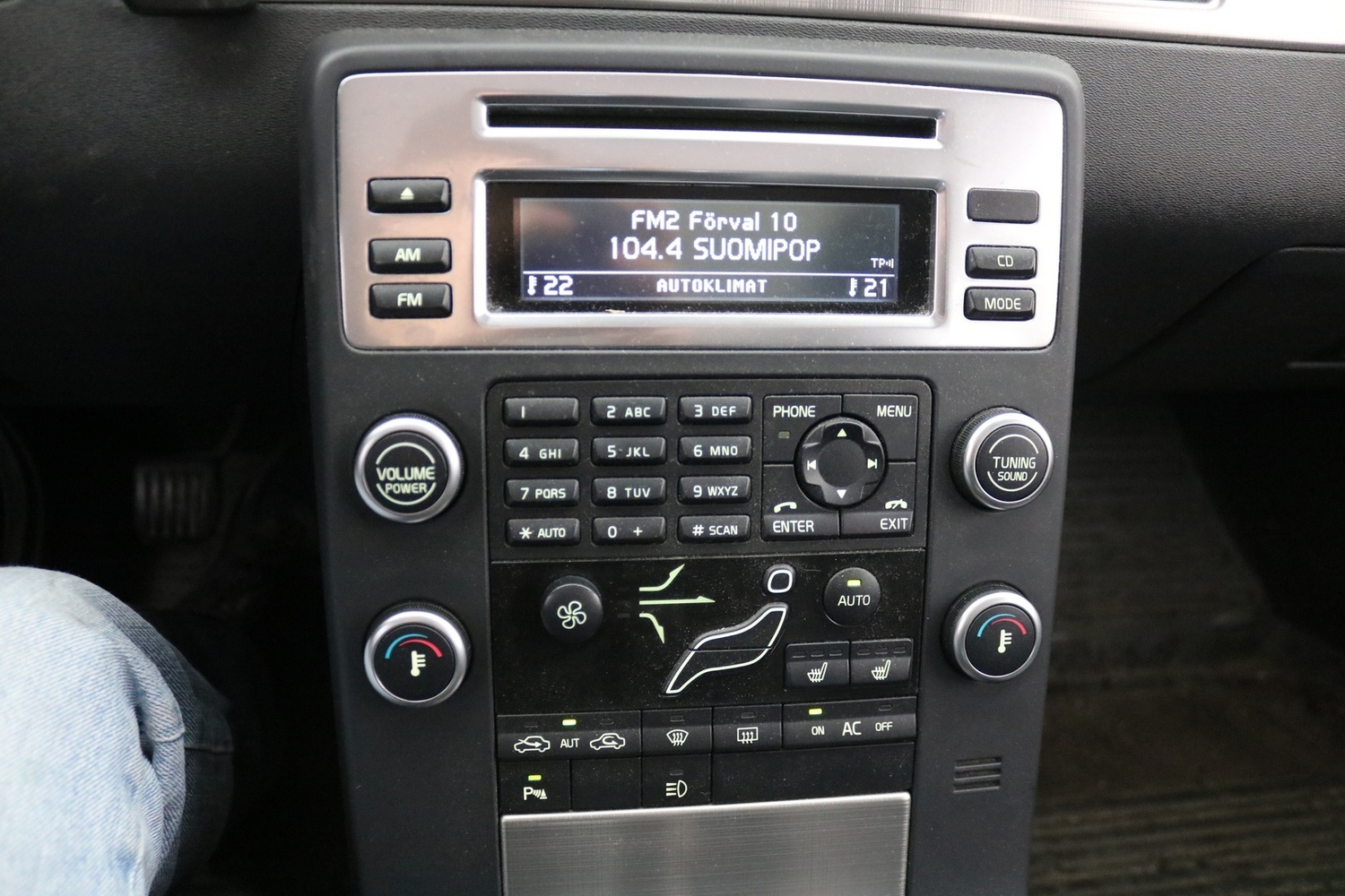 Volvo V70 vaihtoauto
