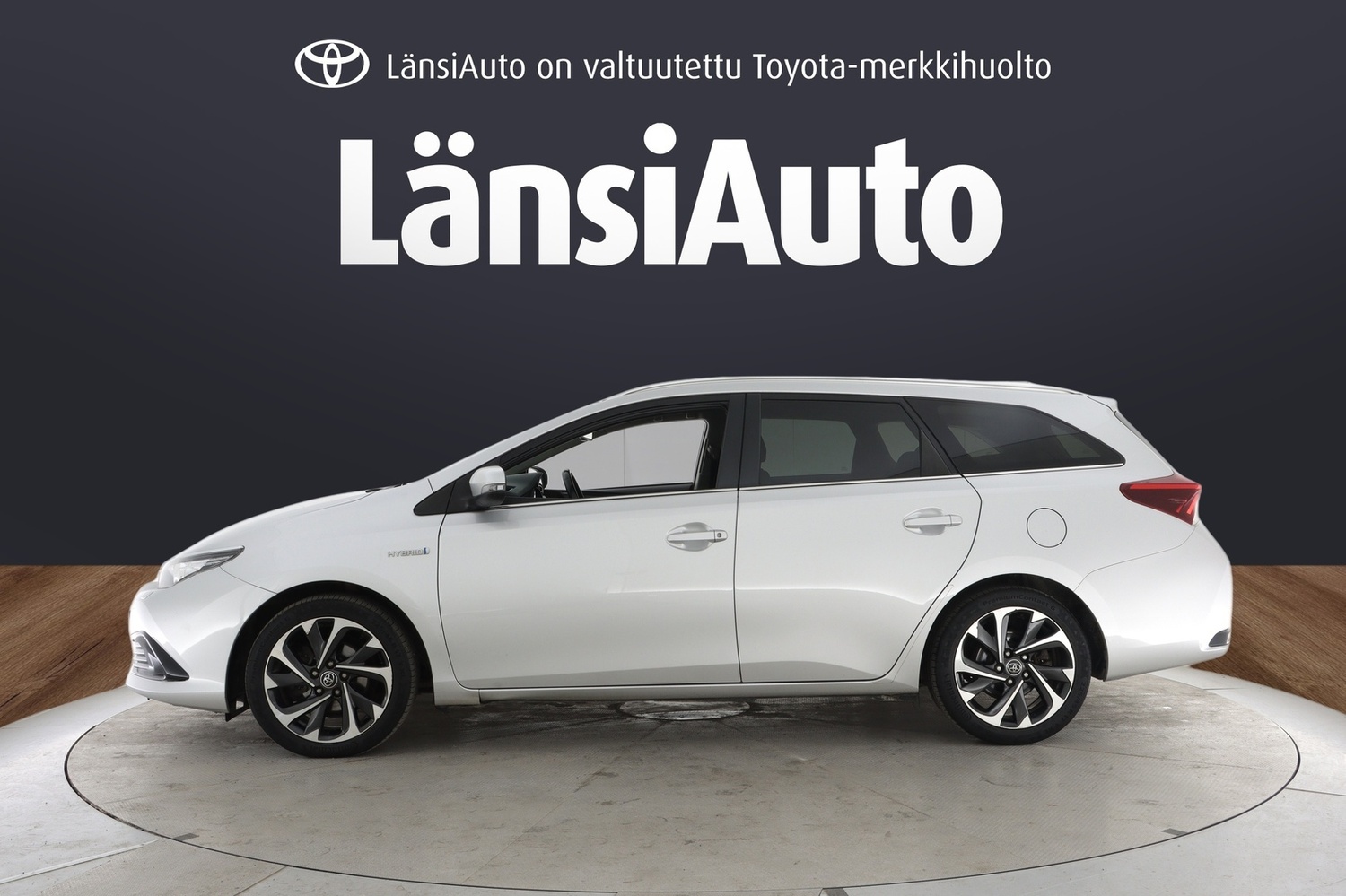 Toyota Auris vaihtoauto