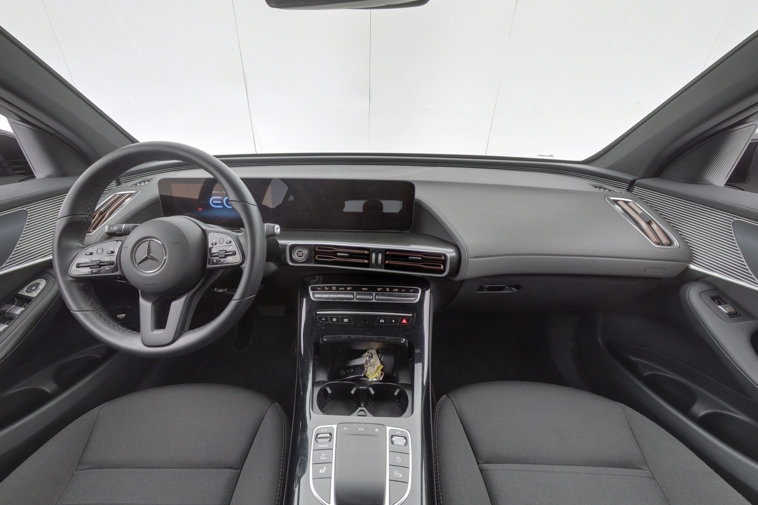 Mercedes-Benz EQC vaihtoauto