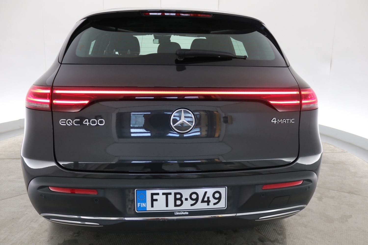 Mercedes-Benz EQC vaihtoauto