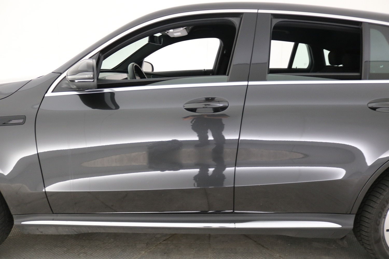 Mercedes-Benz EQC vaihtoauto