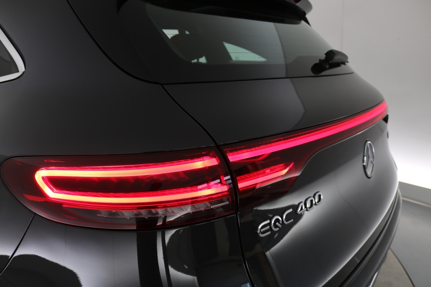 Mercedes-Benz EQC vaihtoauto