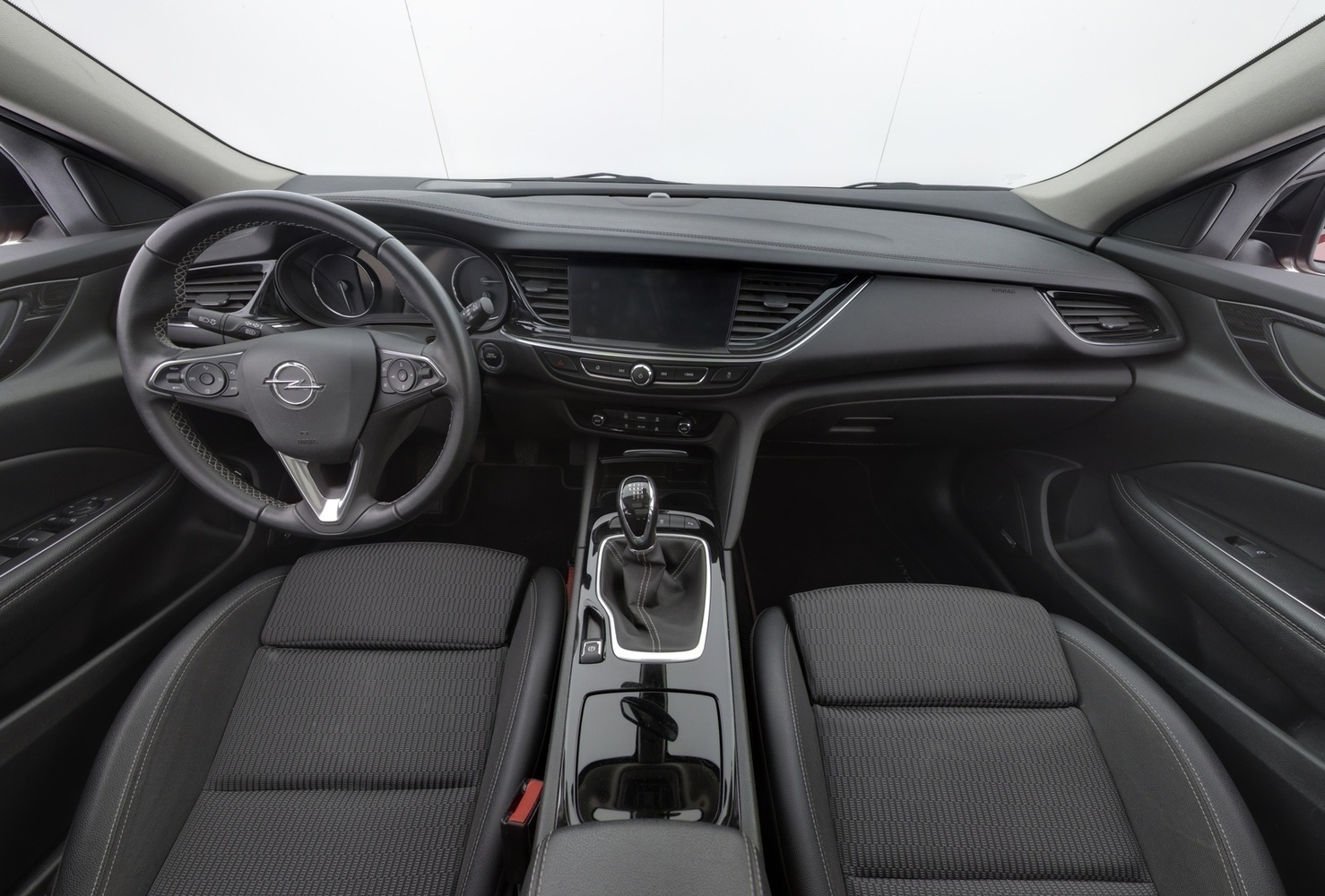 Opel Insignia vaihtoauto