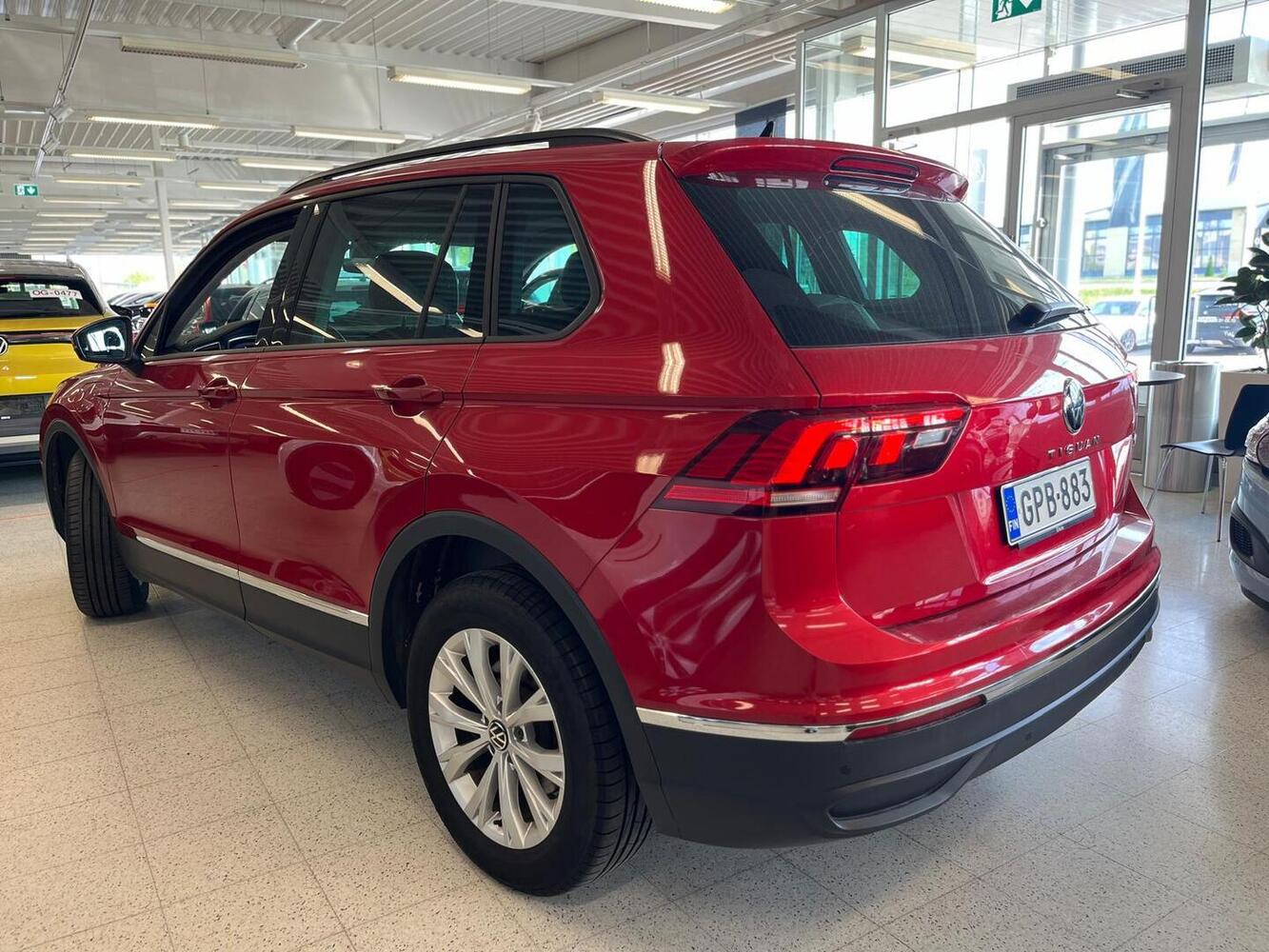Volkswagen Tiguan vaihtoauto