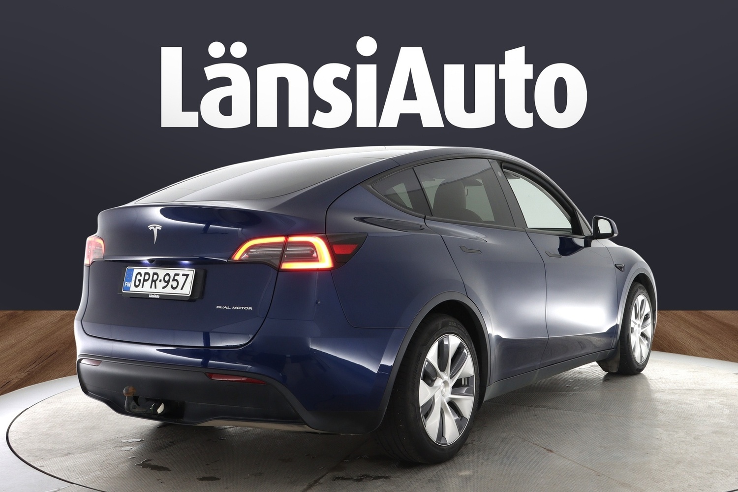 Tesla Model Y vaihtoauto