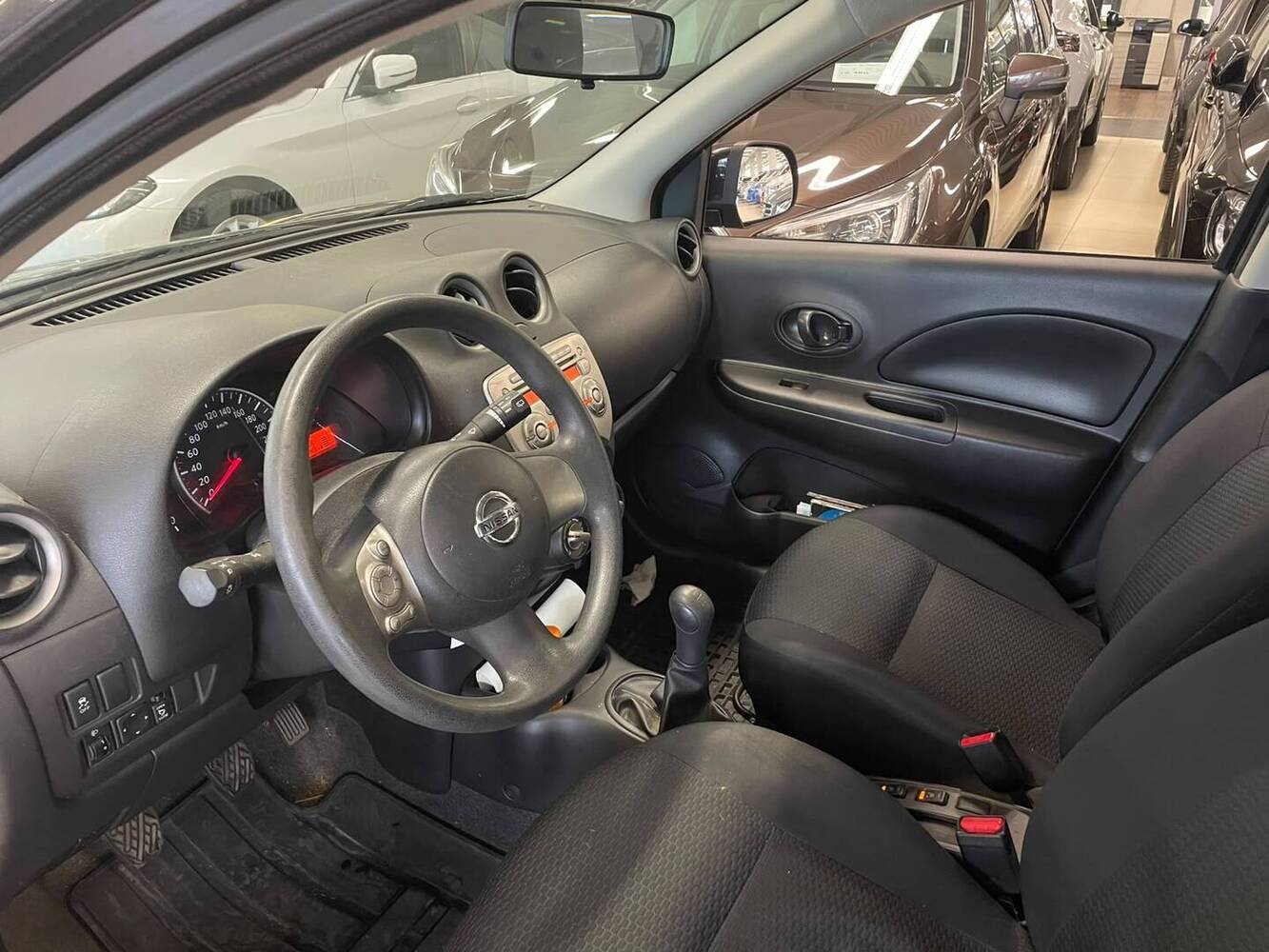 Nissan Micra vaihtoauto