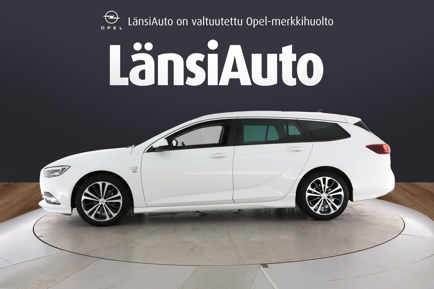 Opel Insignia vaihtoauto