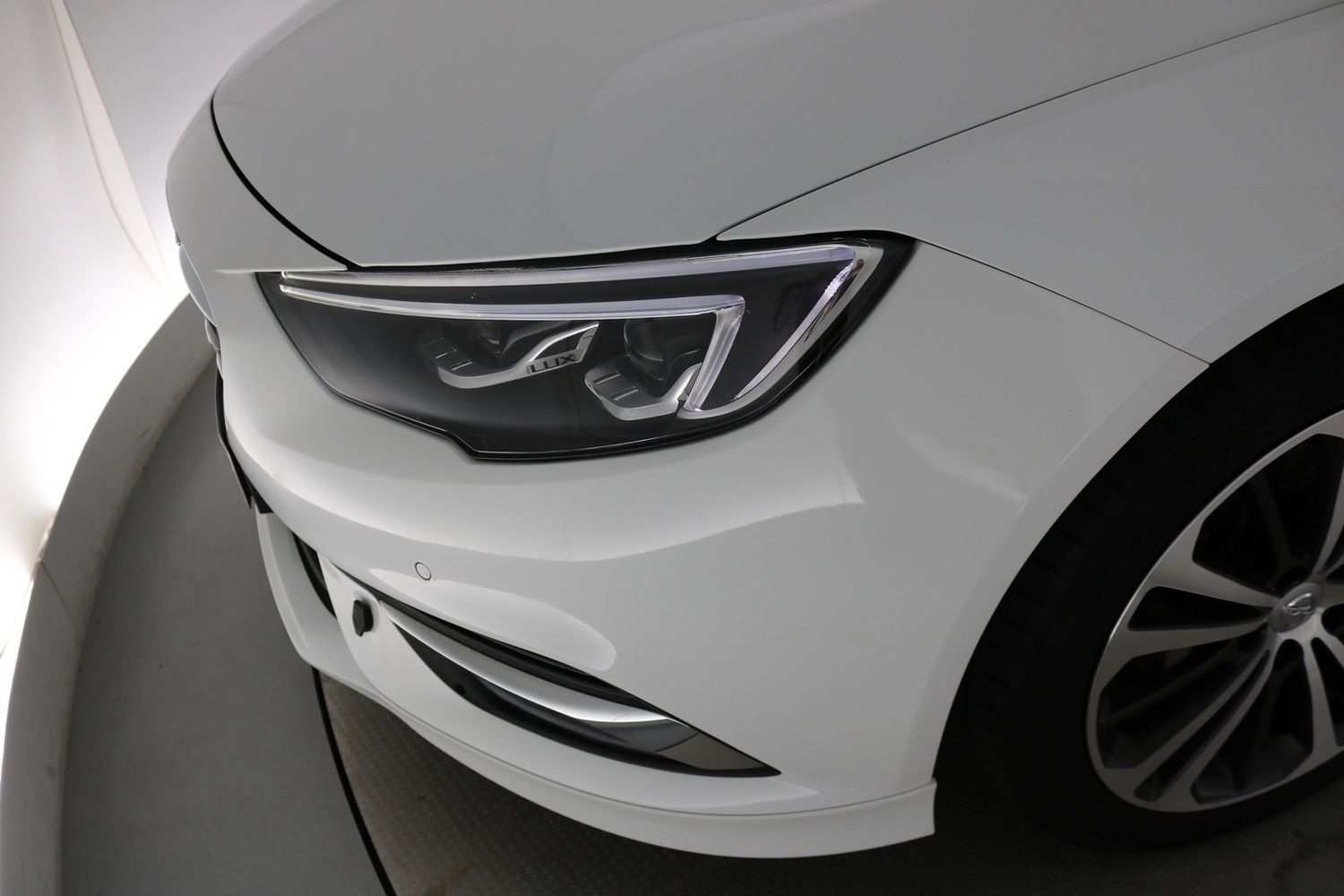 Opel Insignia vaihtoauto