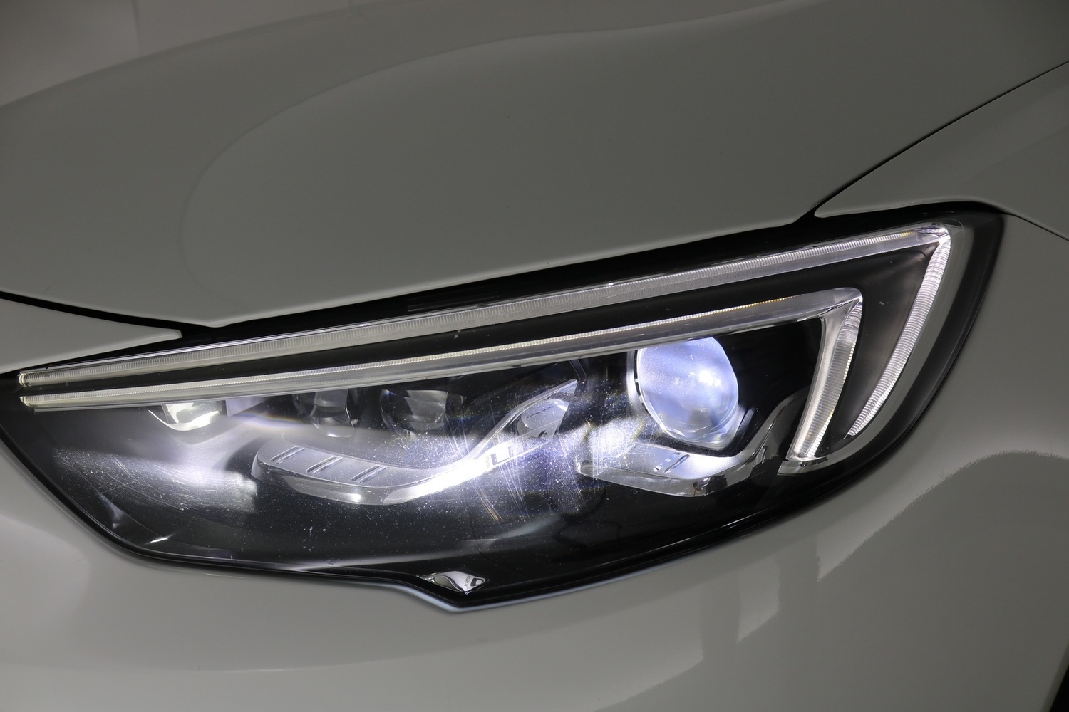 Opel Insignia vaihtoauto
