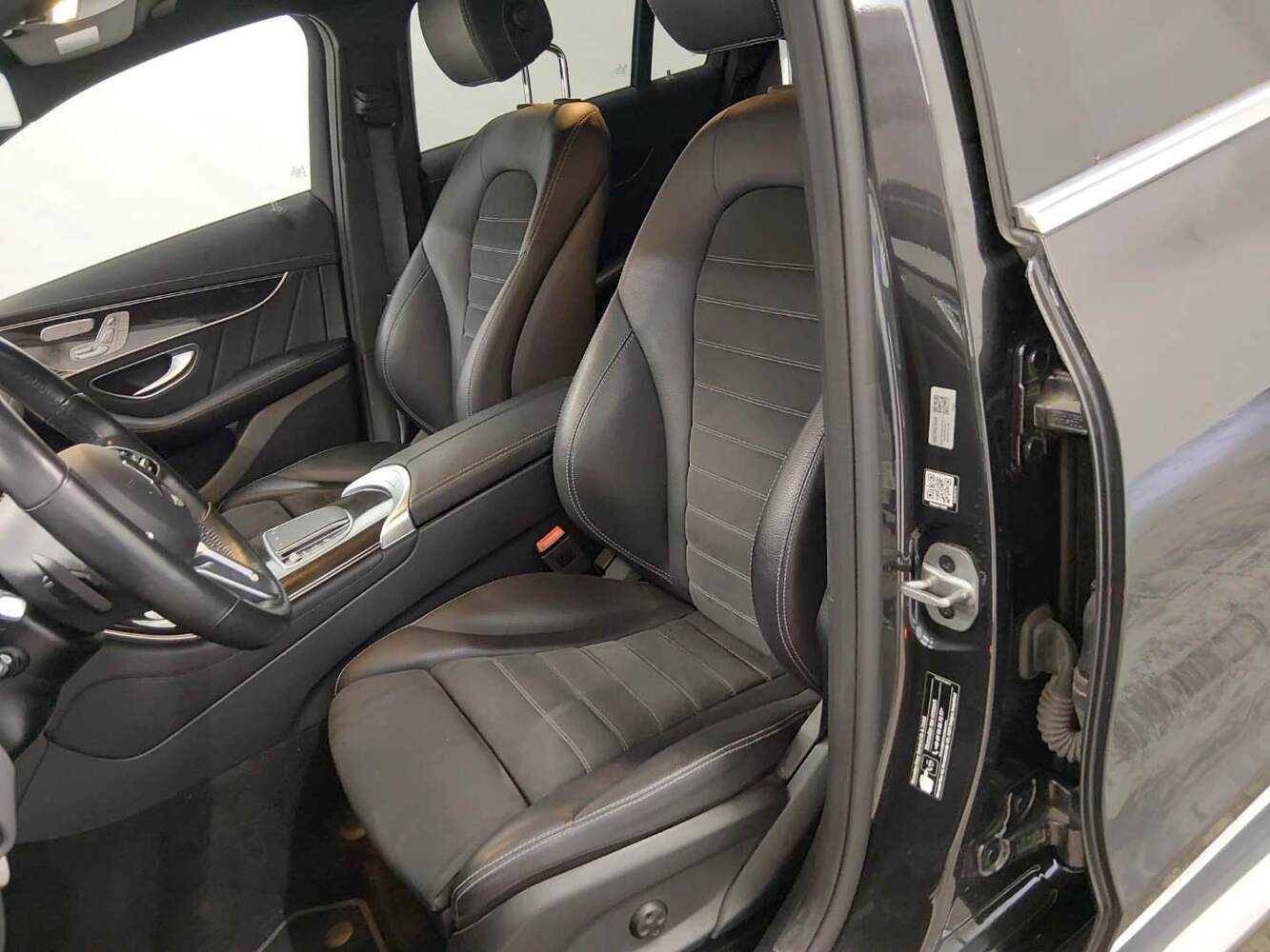 Mercedes-Benz EQC vaihtoauto