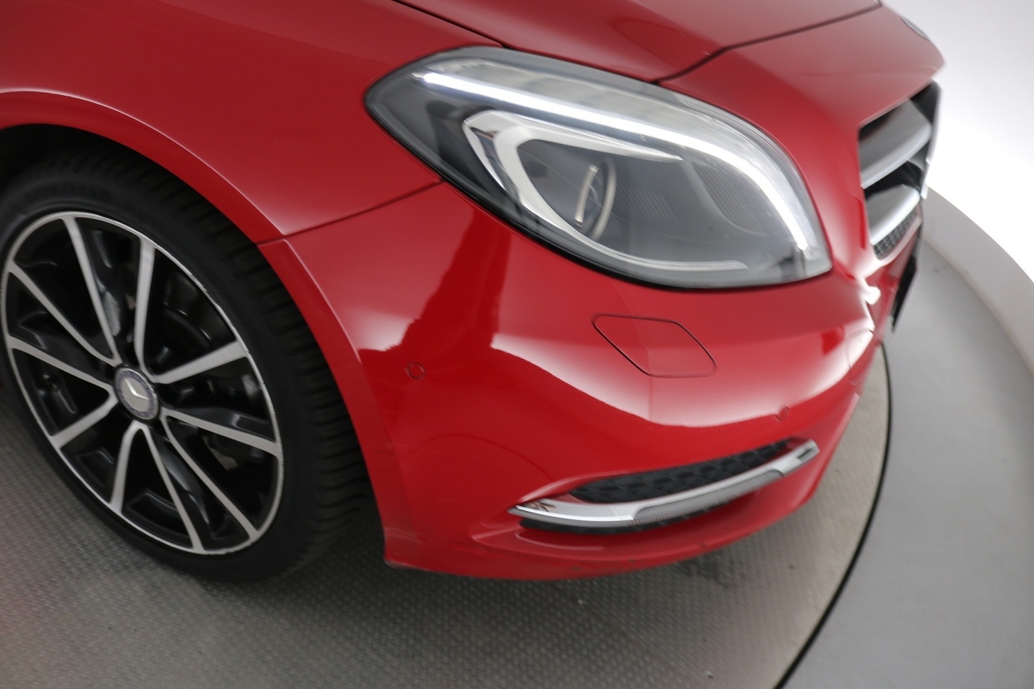 Mercedes-Benz B vaihtoauto