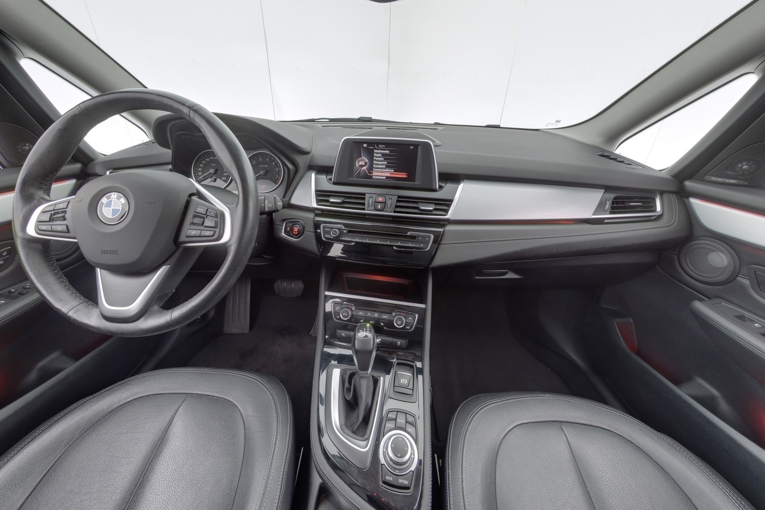 BMW 218 vaihtoauto