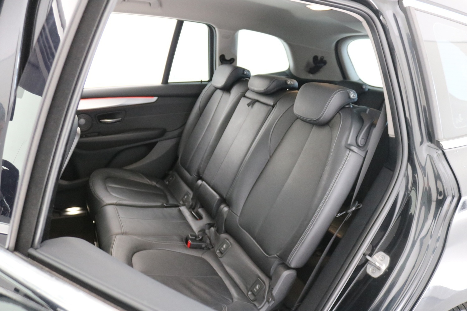 BMW 218 vaihtoauto