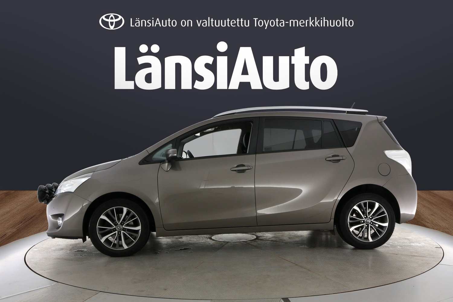 Toyota Verso vaihtoauto