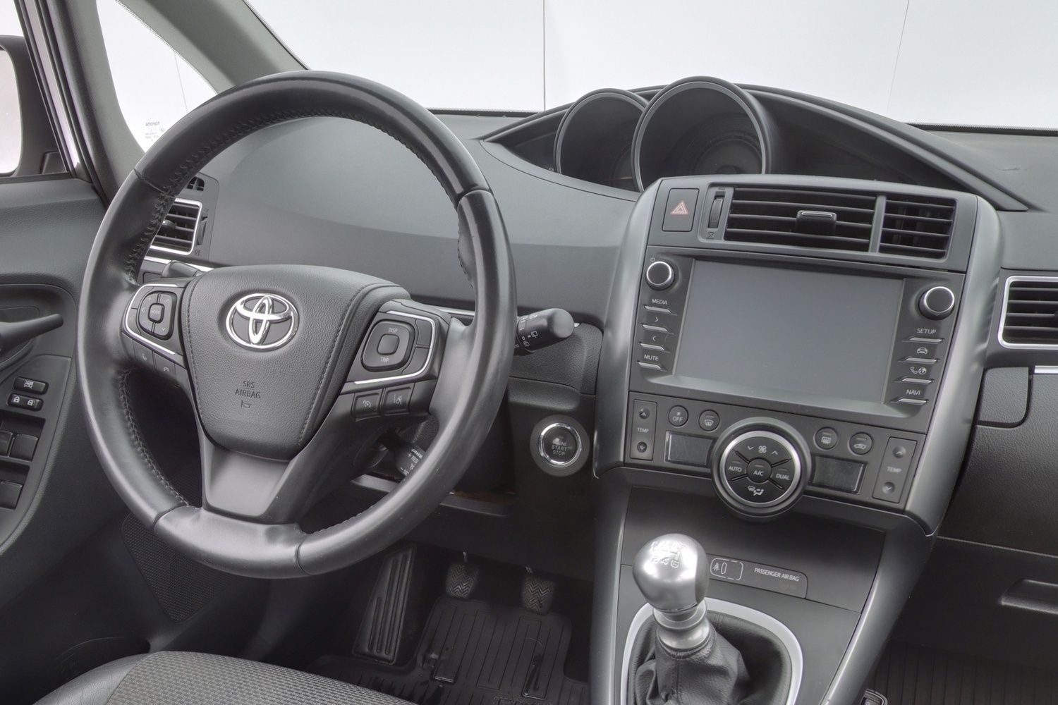 Toyota Verso vaihtoauto