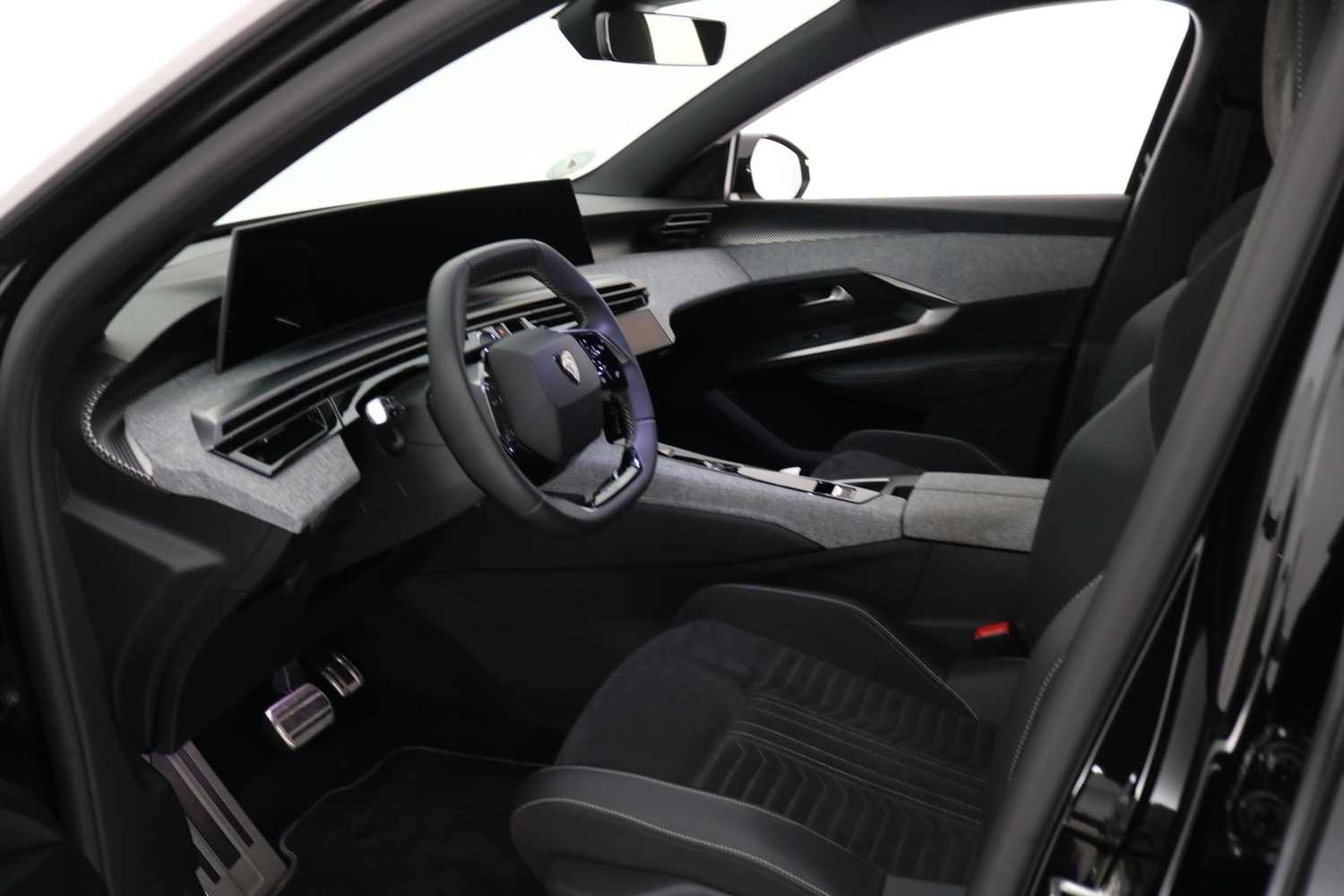 Peugeot E-3008 vaihtoauto