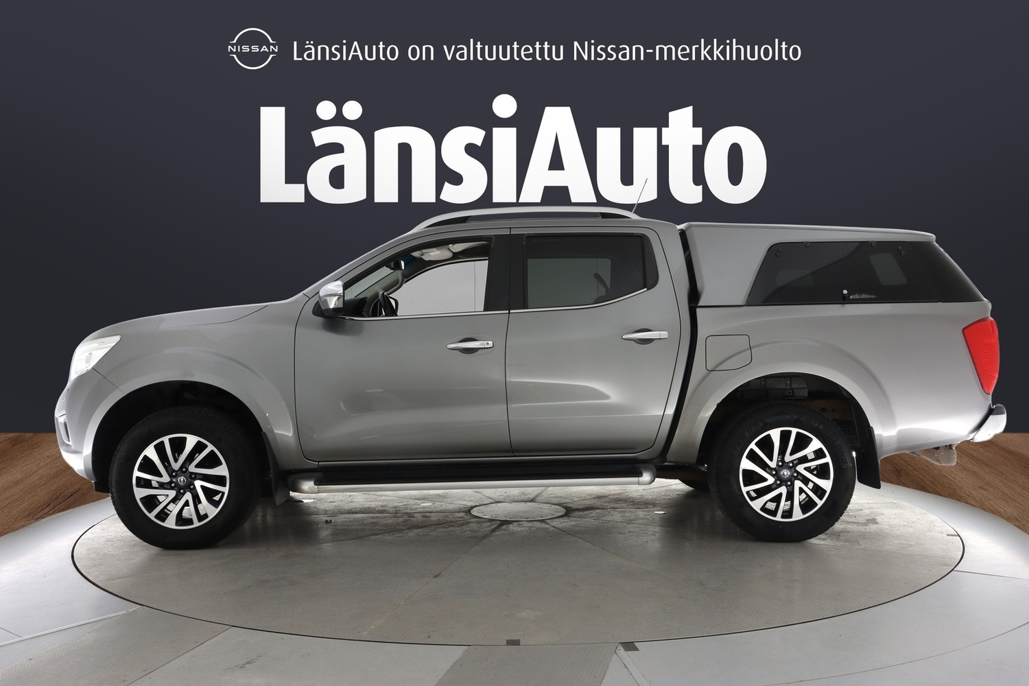 Nissan Navara vaihtoauto