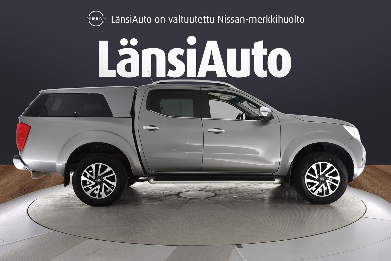 Nissan Navara vaihtoauto