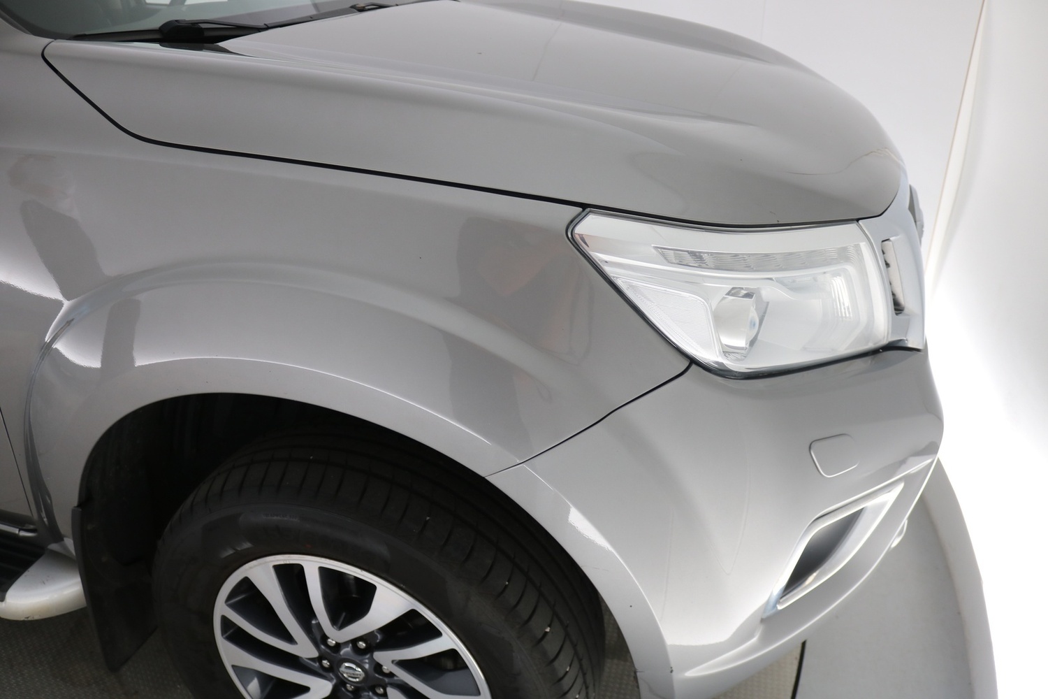 Nissan Navara vaihtoauto