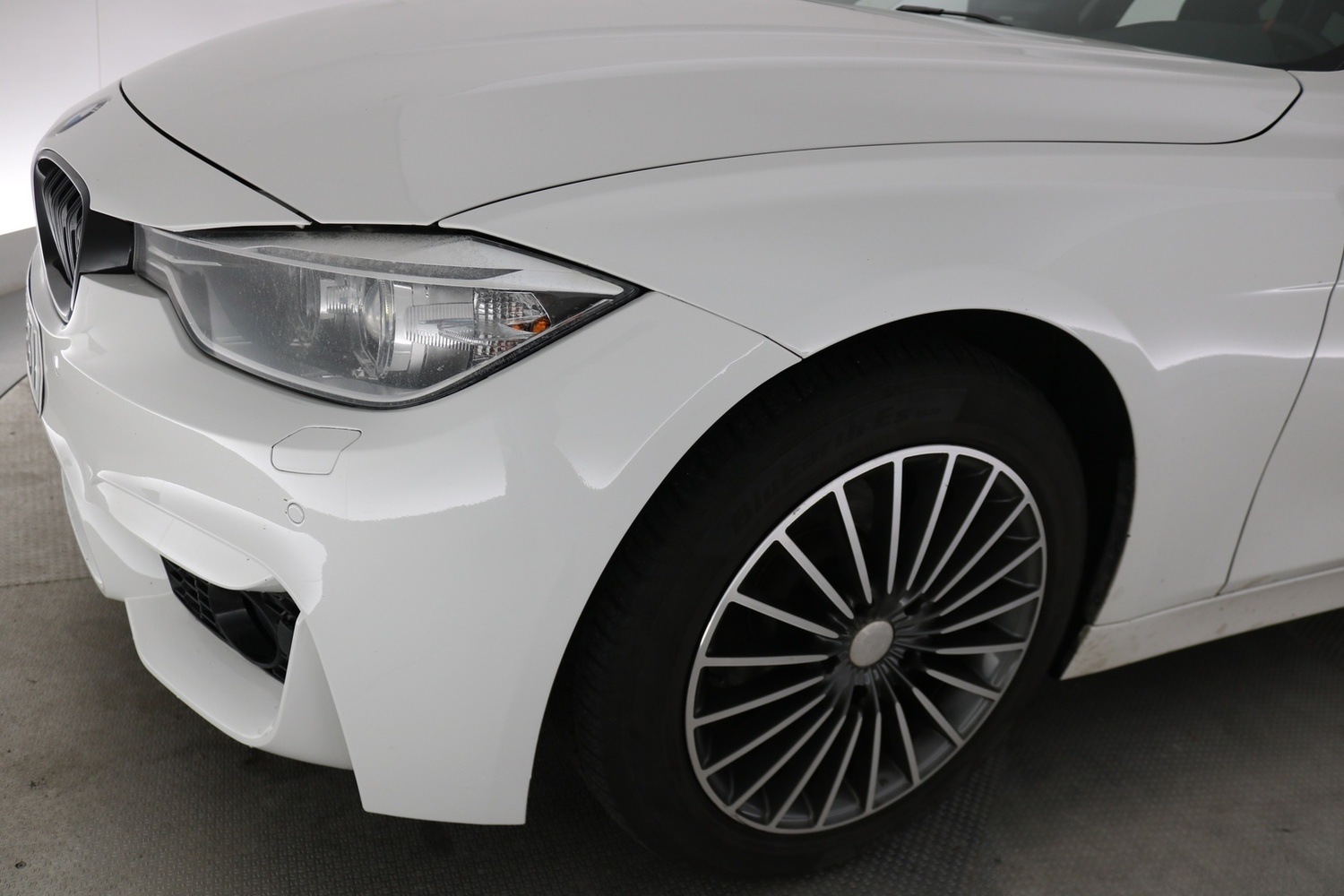 BMW 320 vaihtoauto