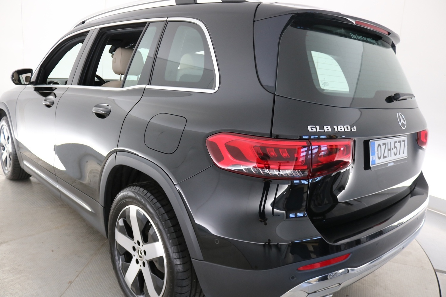 Mercedes-Benz GLB vaihtoauto