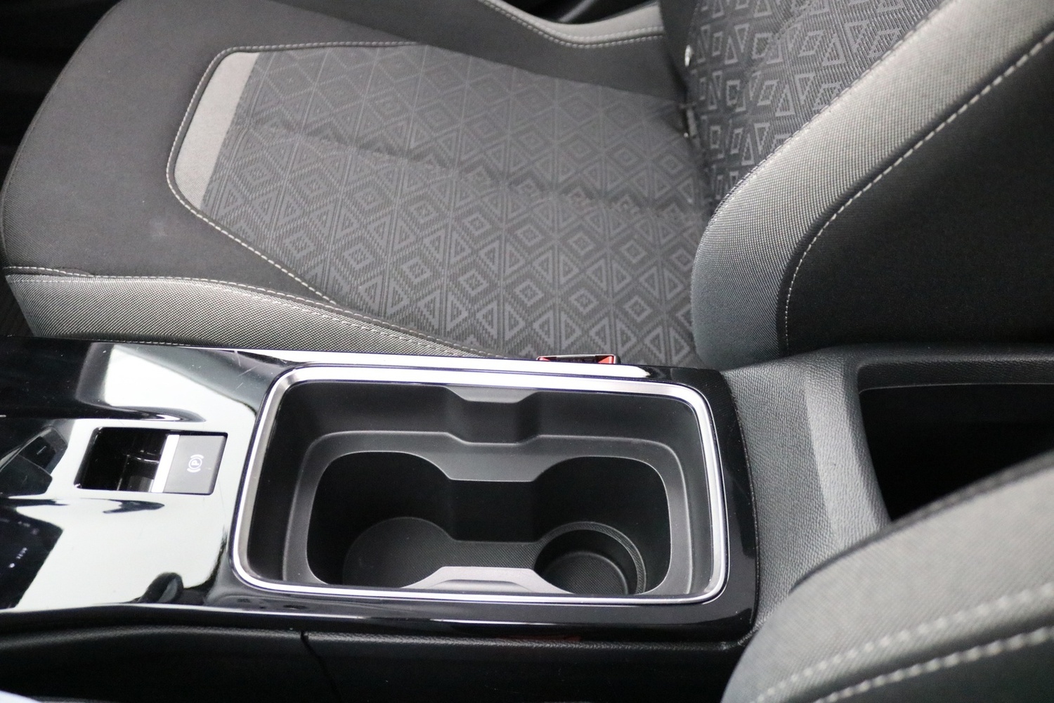 Opel Mokka-e vaihtoauto