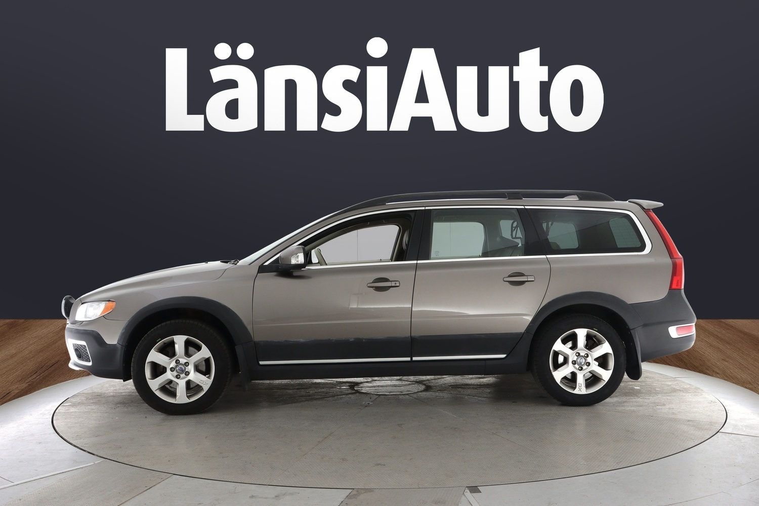 Volvo XC70 vaihtoauto