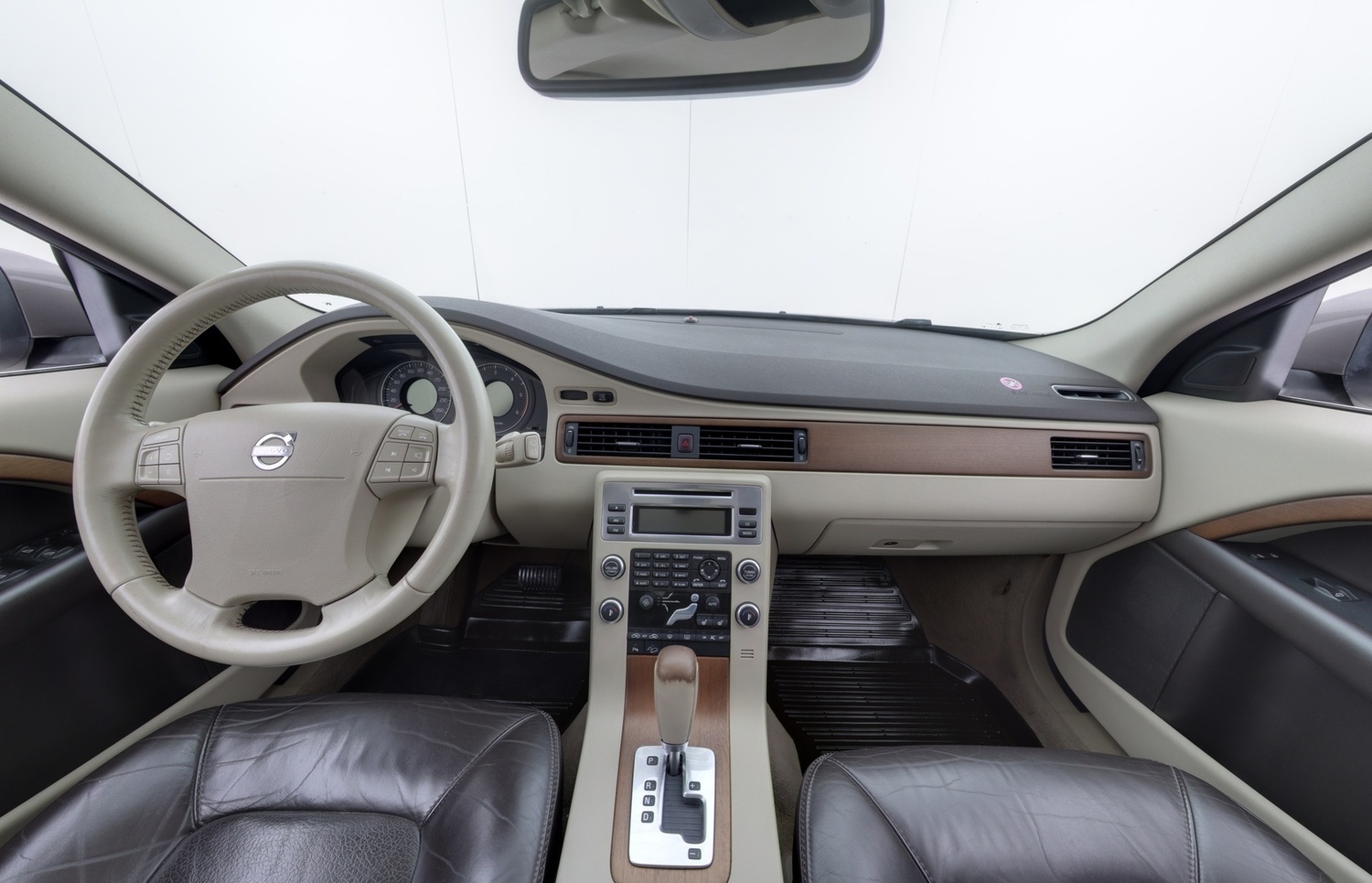 Volvo XC70 vaihtoauto