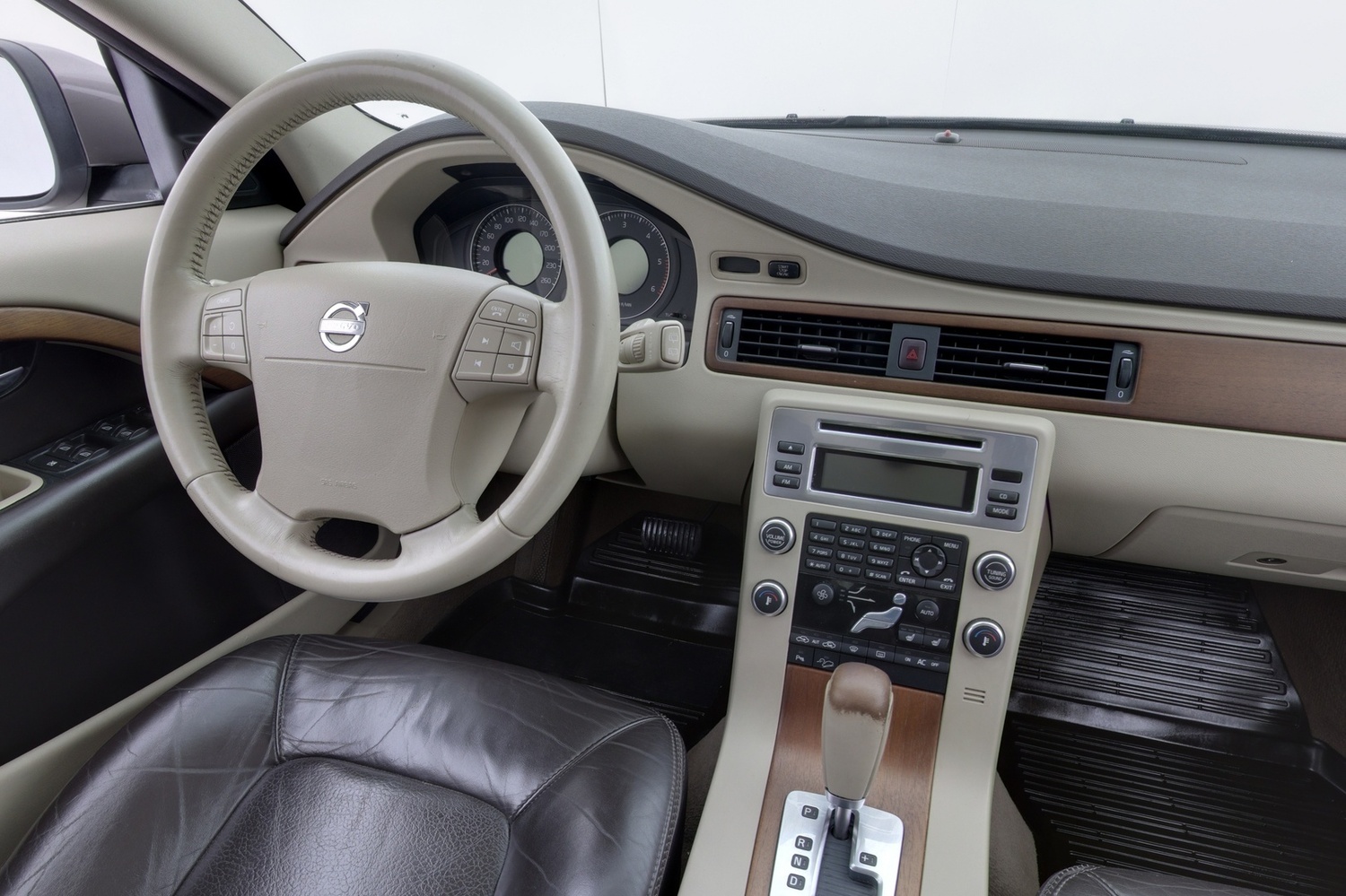 Volvo XC70 vaihtoauto