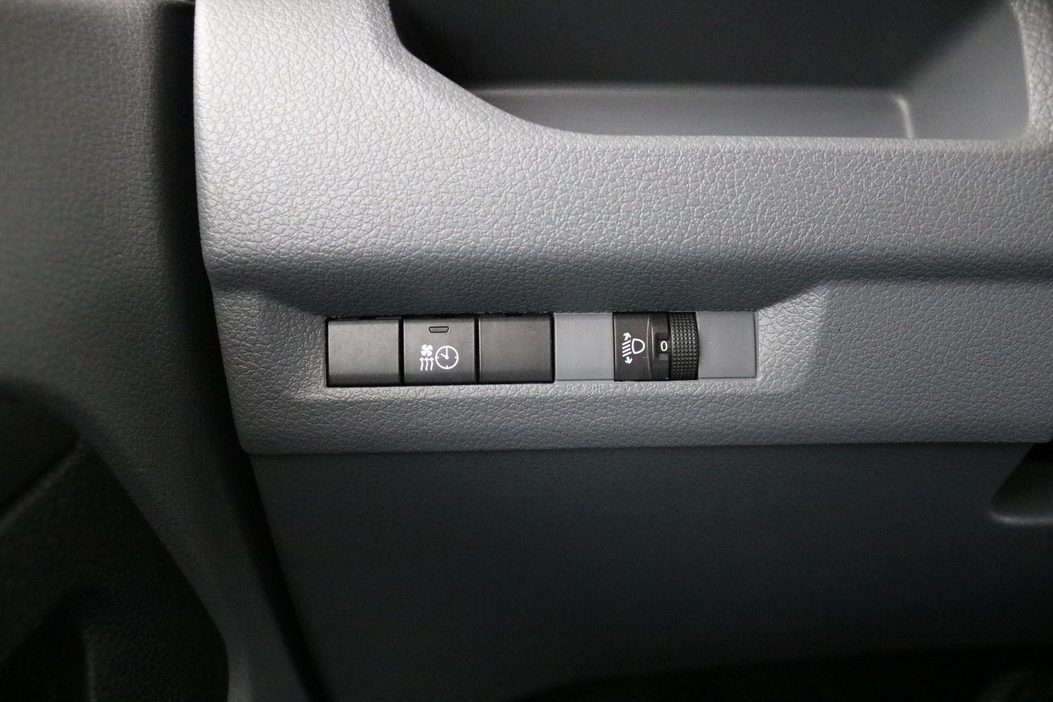Opel Vivaro vaihtoauto