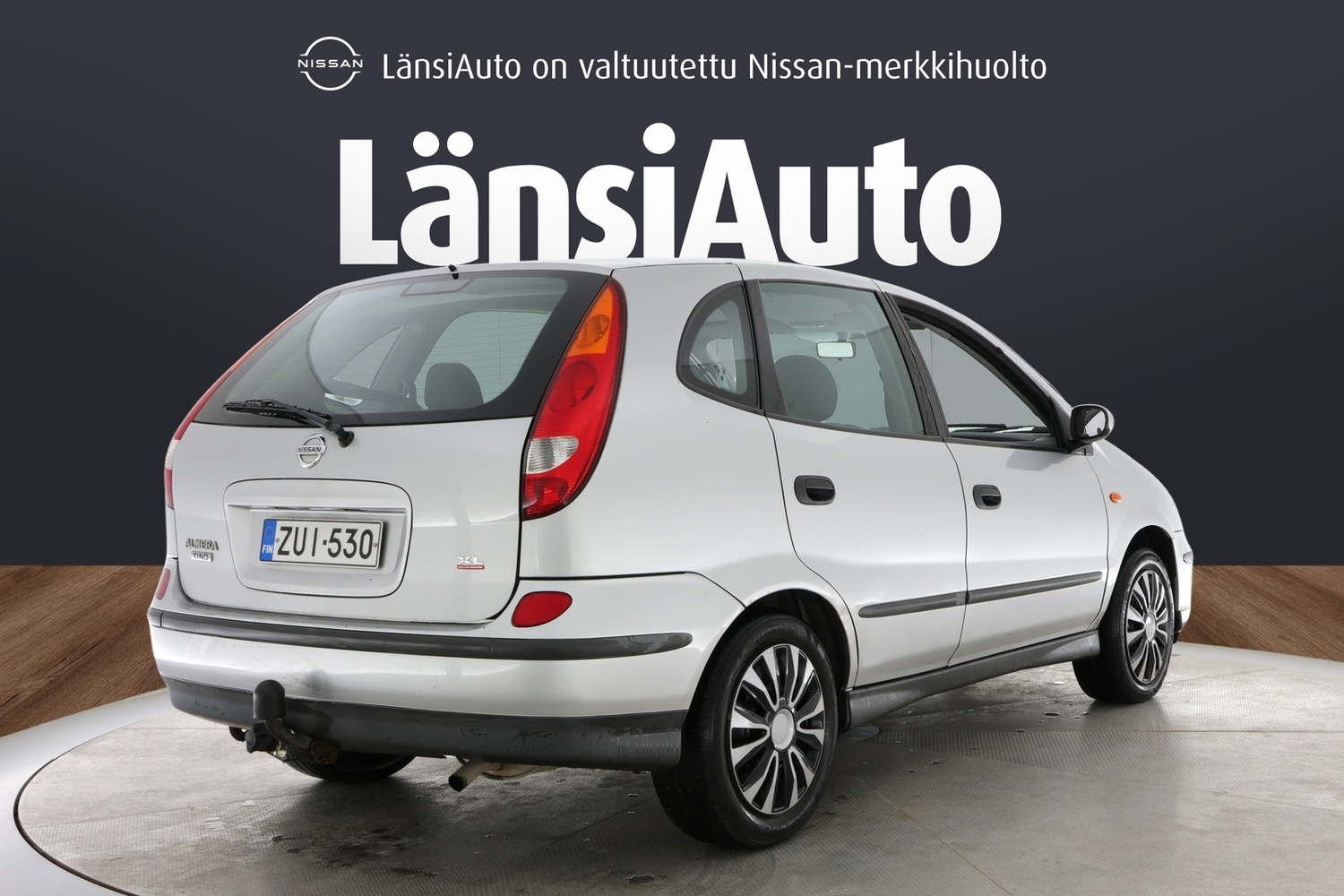 Nissan Almera Tino vaihtoauto