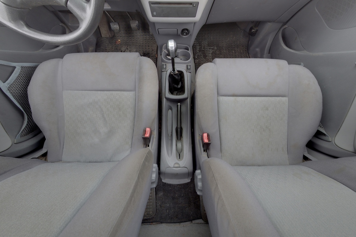 Nissan Almera Tino vaihtoauto