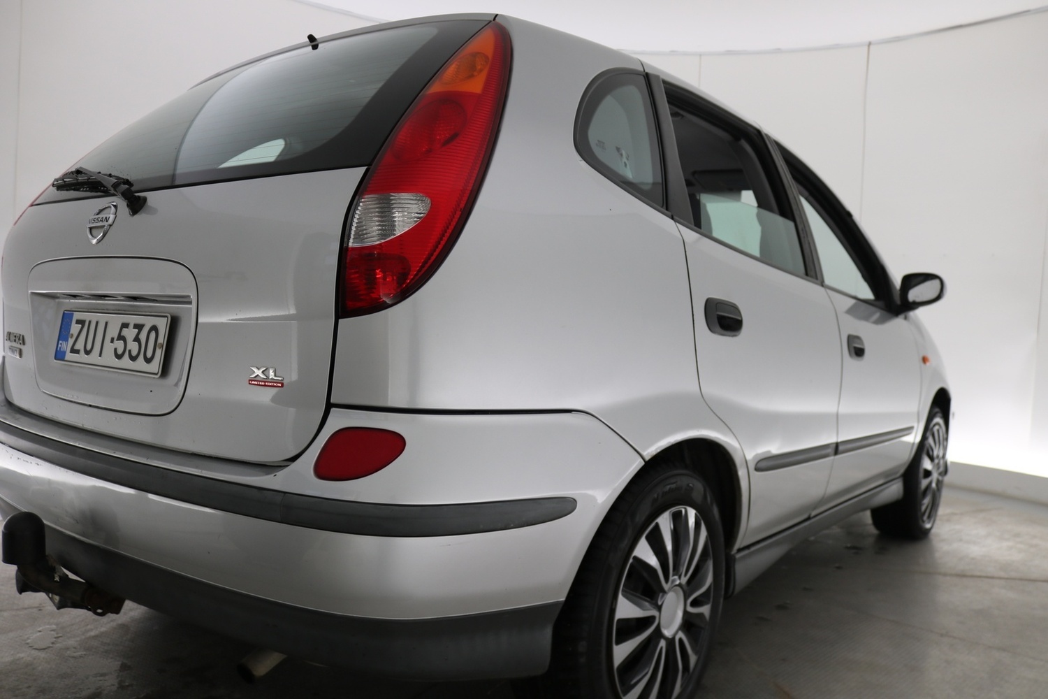 Nissan Almera Tino vaihtoauto