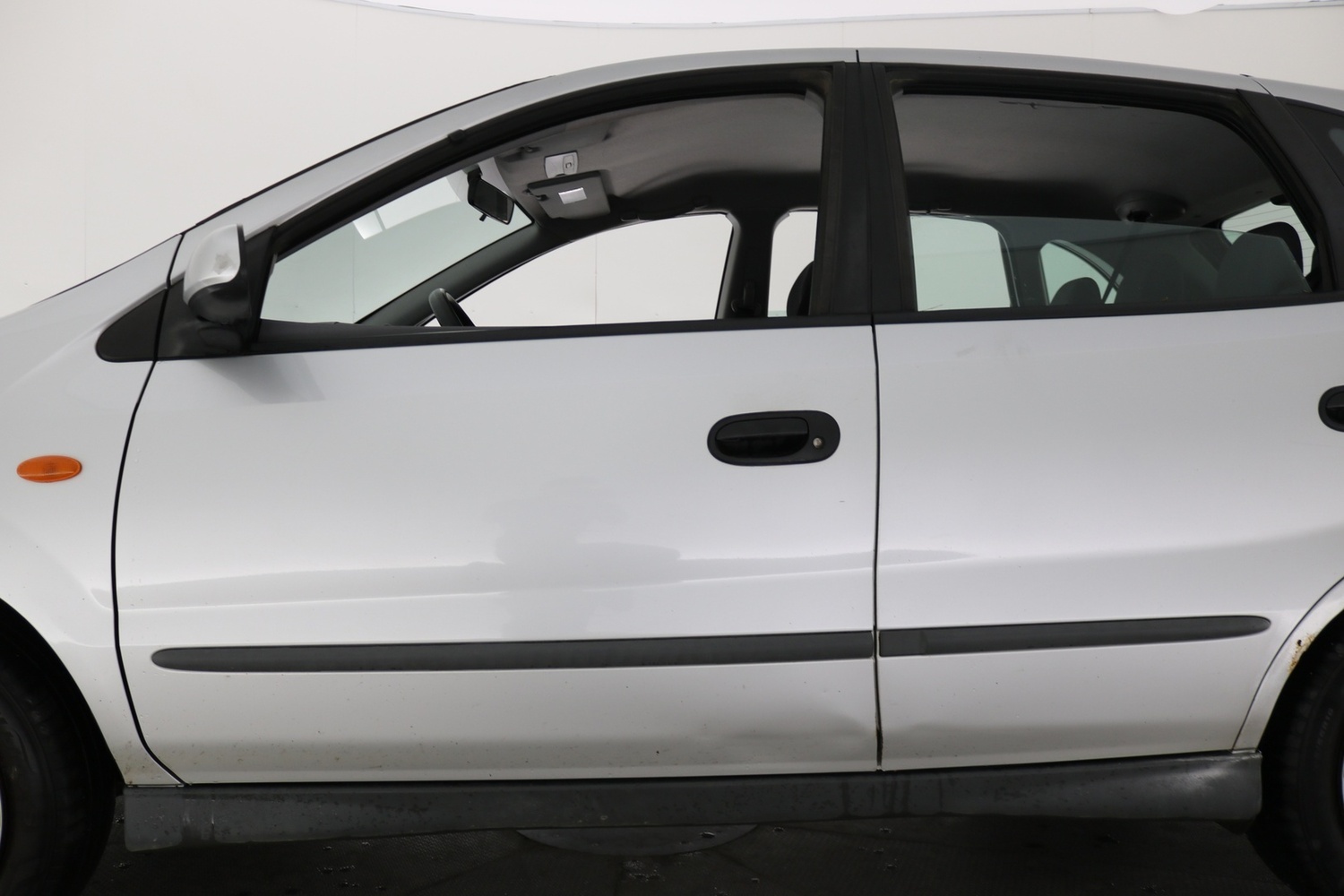 Nissan Almera Tino vaihtoauto