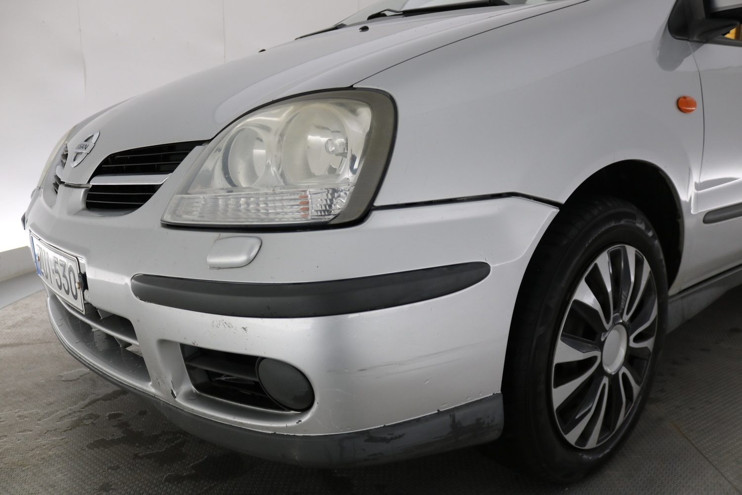 Nissan Almera Tino vaihtoauto