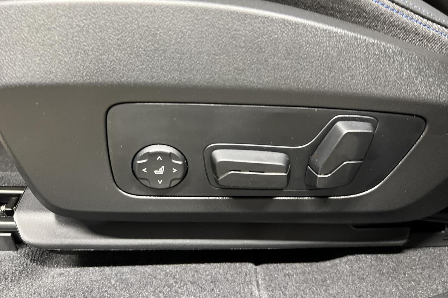 BMW iX1 vaihtoauto