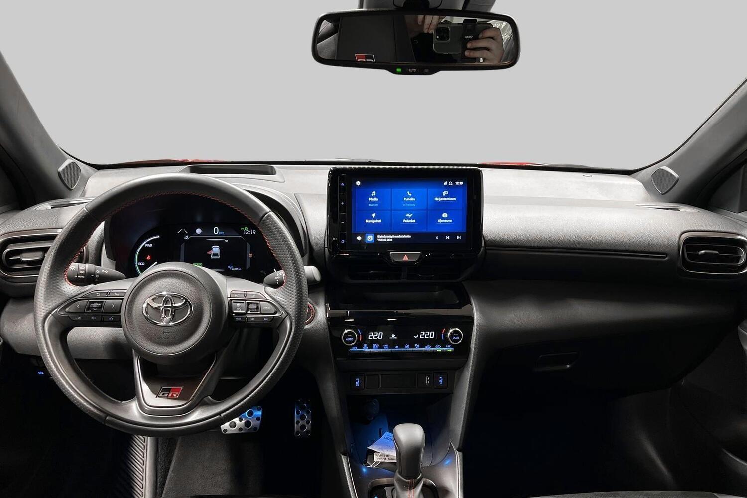 Toyota Yaris Cross vaihtoauto