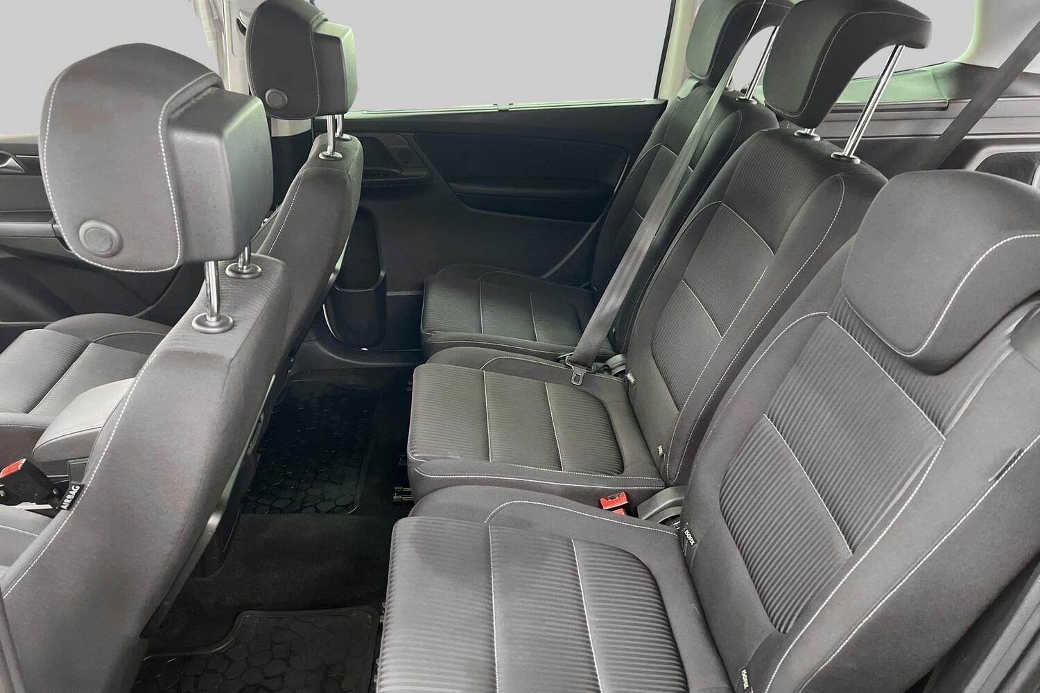 SEAT Alhambra vaihtoauto