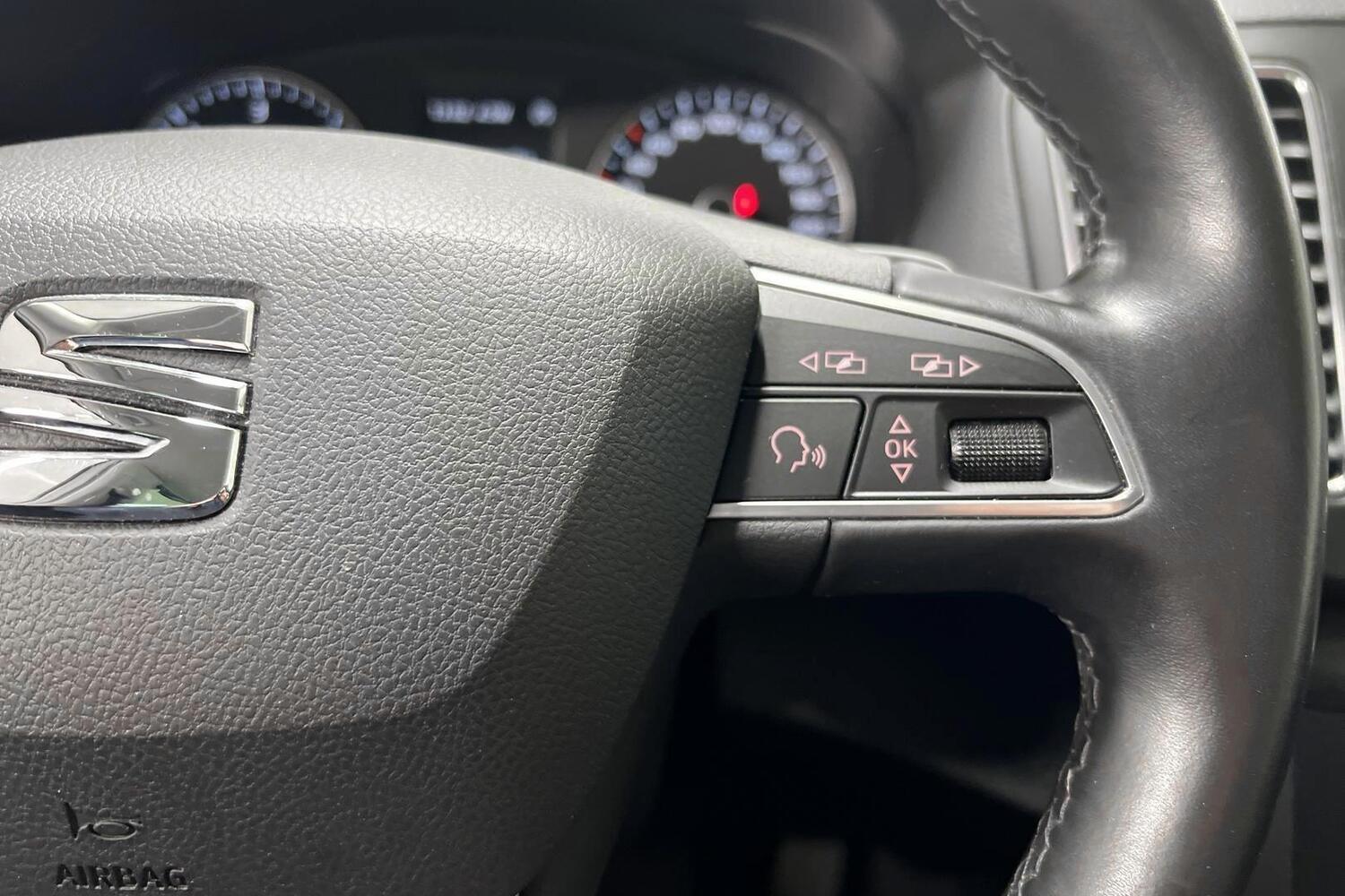 SEAT Alhambra vaihtoauto
