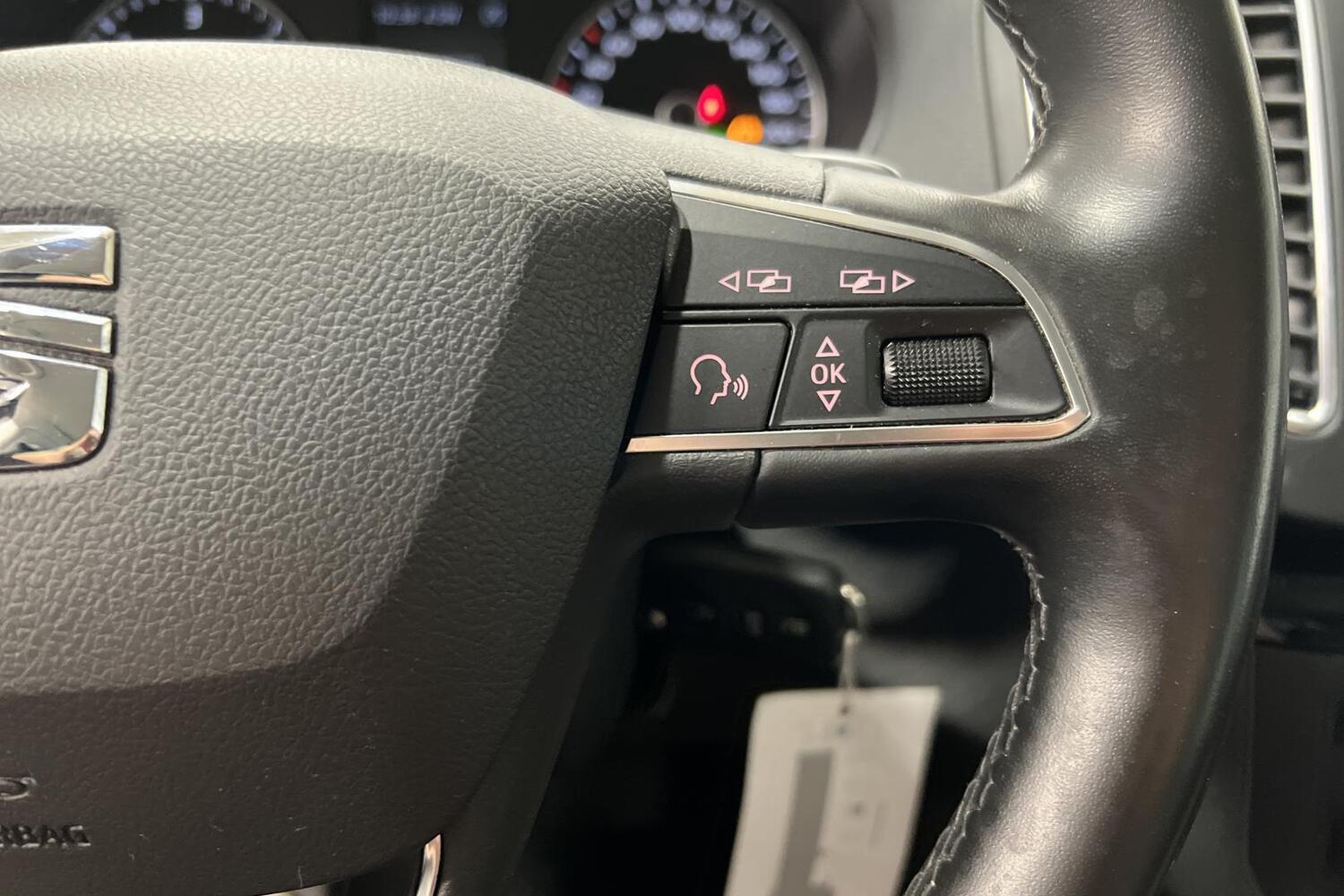 SEAT Alhambra vaihtoauto