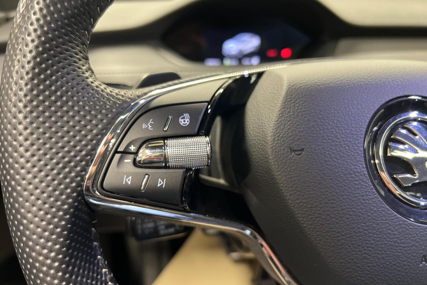 Skoda Enyaq vaihtoauto