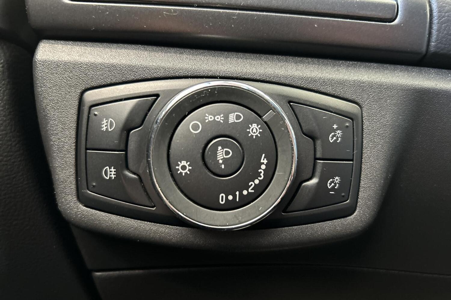Ford Mondeo vaihtoauto