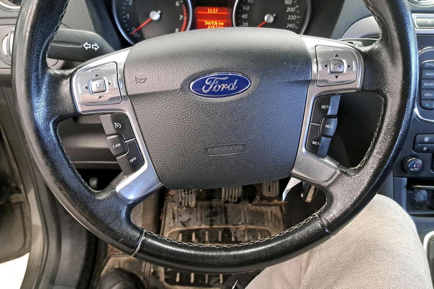 Ford Galaxy vaihtoauto